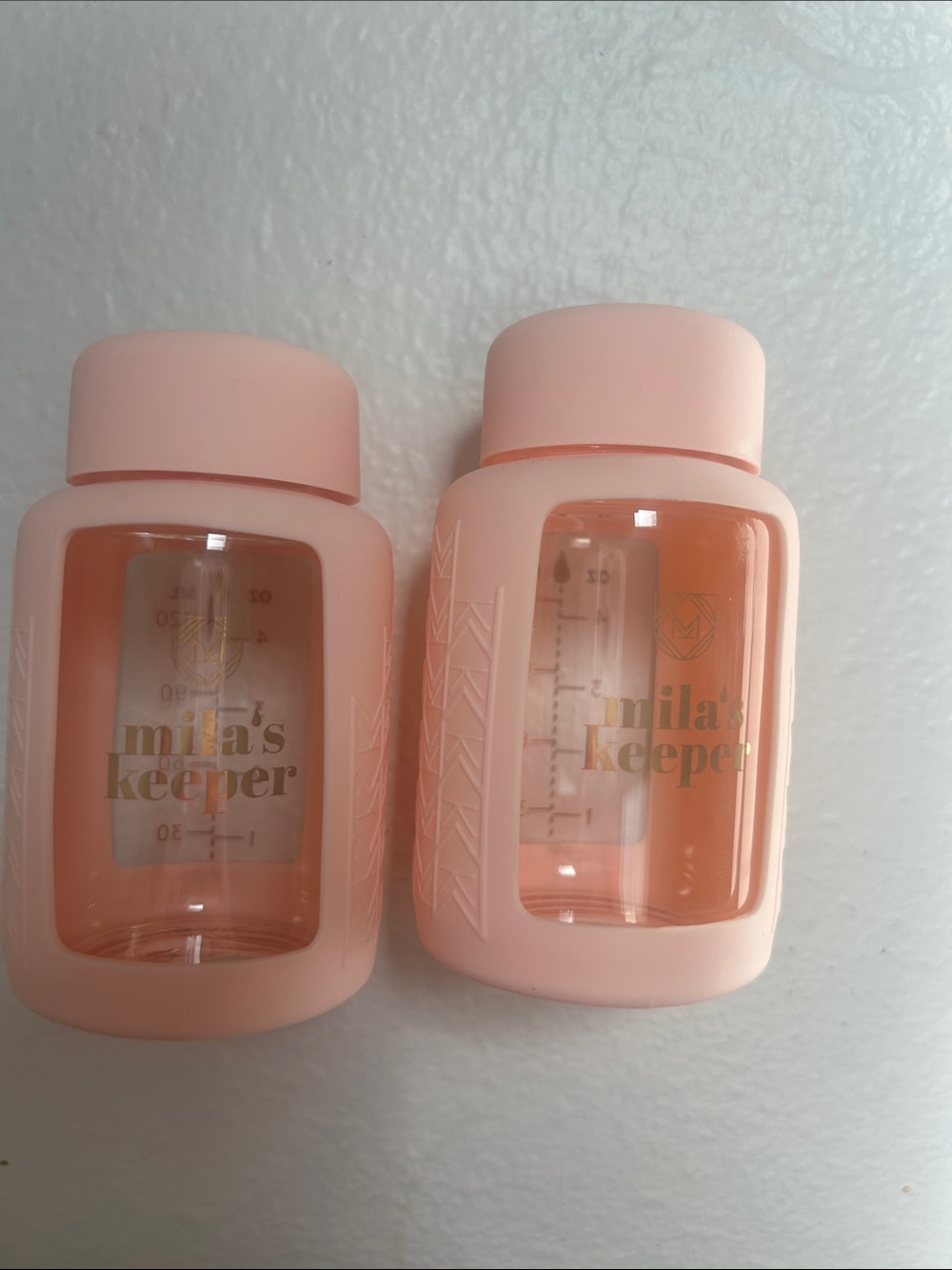 Mila’s Keeper Glass Breast Milk Storage Bottles Pink Sands Set of 2 - NEVER USED